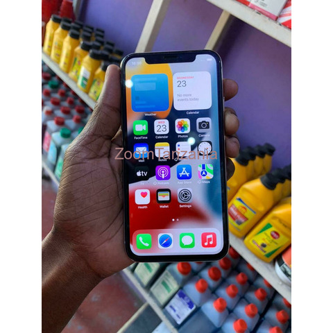 Iphone X Brandnew from Dubai Iko vizuri sana nauza simu kama simu haipo na charge - 2/4