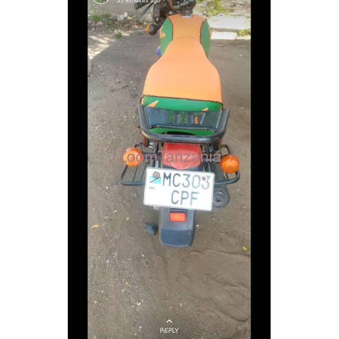 TVS 125 INAUZWA - 3/4