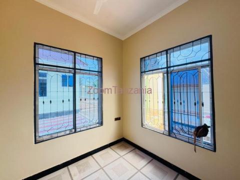 apartment mpya zinapangishwa mwanza - buswelu - 3/6