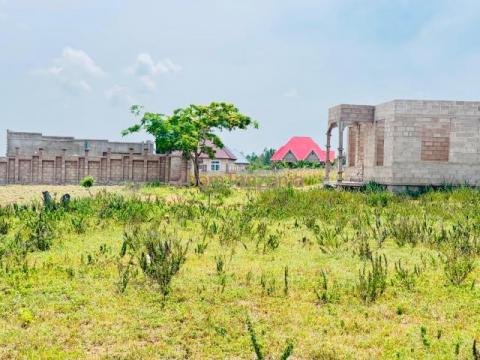 viwanja vizuri sana vinauzwa mwanza - nyashishi center - 1/6