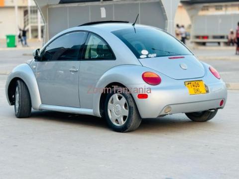 Volkswagen beetle tshs:5,800,000/= - 3/4