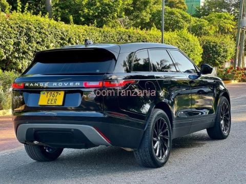 Range rover velar Tshs:120,000,000/= - 4/6