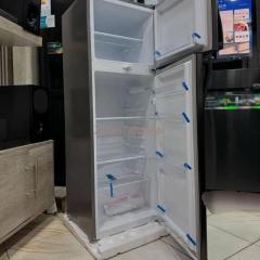 Boss fridge 220l