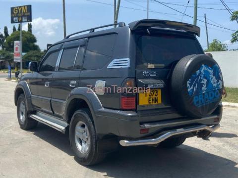 Prado tx mchaga 3rz Petrol 2001 Model - 1/4
