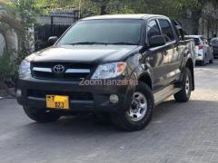 Toyota hilux double cabin Pickup 2kd