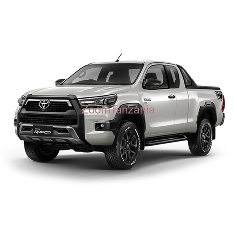 Toyota Hilux Pickup Trucks for Sale in Tanzania - 4/4