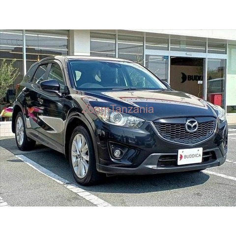 Mazda C-X5 - 1/4