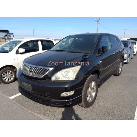 Toyota Harrier - 3/4