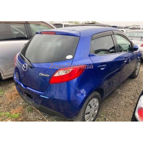 Mazda Demio - 4/4