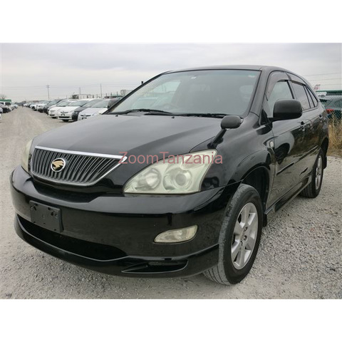 Toyota Harrier - 1/4