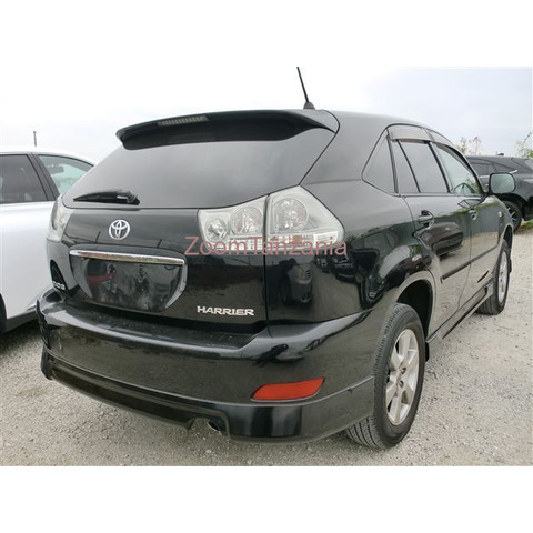 Toyota Harrier - 3/4