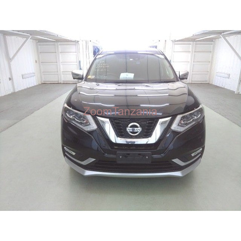 Nissan Xtrail - 1/4