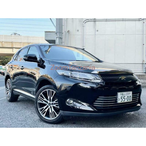 Toyota Harrier - 1/4