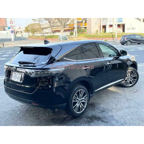 Toyota Harrier - 2/4