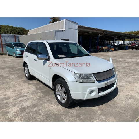 Suzuki Escudo - 1/4