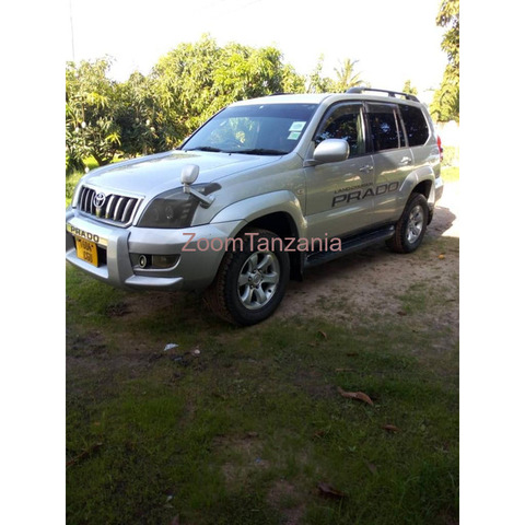 LAND CRUISER PRADO TRJ120 - 2/4