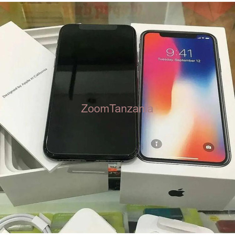 Brand new Apple iPhone X 256GB - 2/2