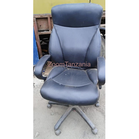 Executive office chair