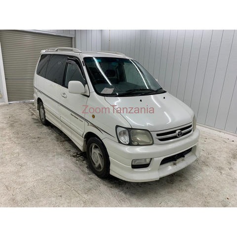 Toyota Townace Noah - 1/4