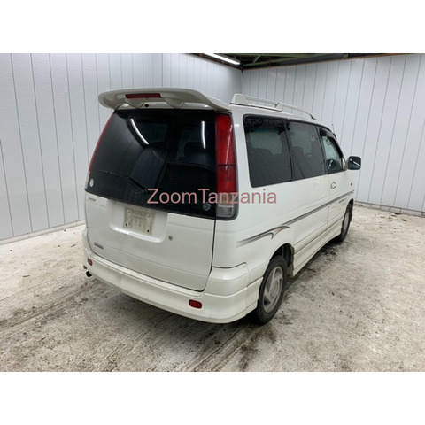 Toyota Townace Noah - 2/4