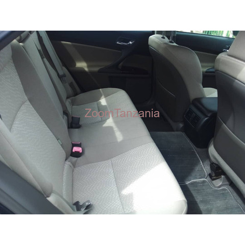 Toyota Mark X 2010 - 4/4