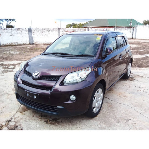 Toyota IST 2009 - 1/4