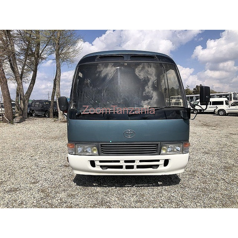 Toyota Coaster - 1/3