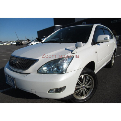 Toyota Harrier - 1/4