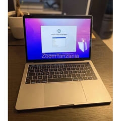2022 MacBook Pro 16GB RAM - 1