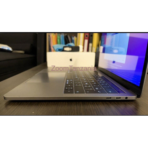 2022 MacBook Pro 16GB RAM - 3/3