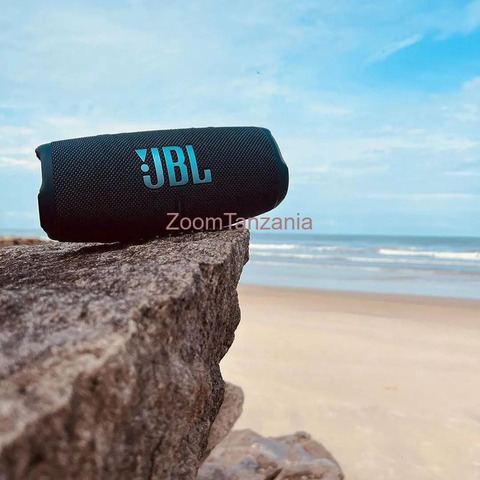 JBL Charge 5 Portable Bluetooth Speaker - 2/4