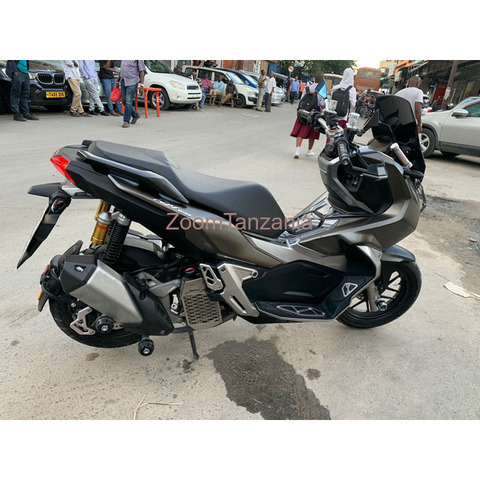 ADV 150CC 2022 Model - 1/4