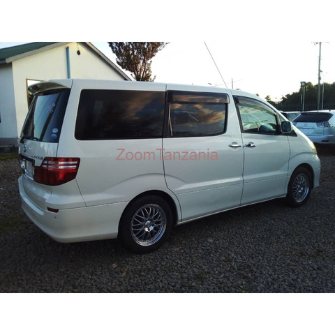 Toyota Alphard 2005 - 2/4