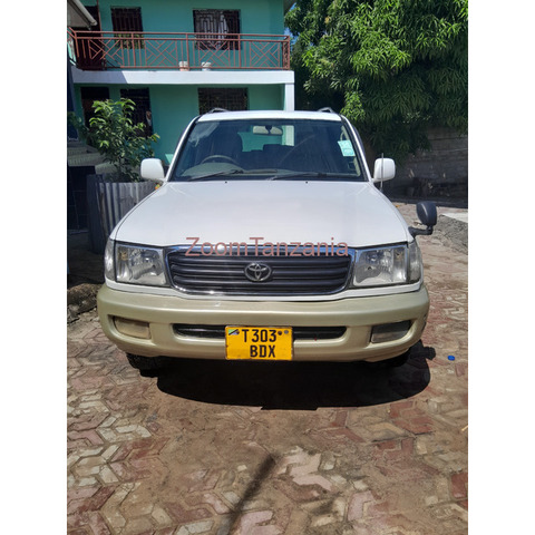 Used 2002 TOYOTA LAND CRUISER VX V8 - 1/4