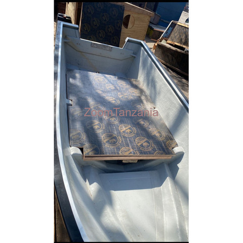 Used fiber boat for 3m price negotiable - 4/4