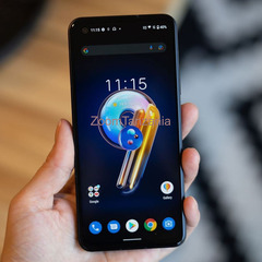 Asus Zenfone 9 - 1