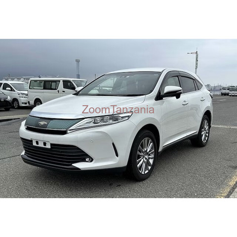 Toyota Harrier - 3/4