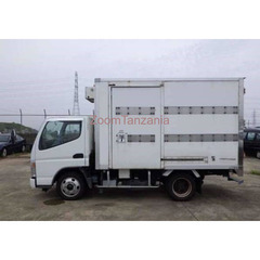 MITSUBISHI CANTER REFRIGERATOR - 2