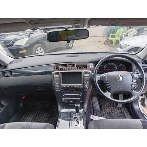 Toyota Crown Athlete 2004 Model, Sunroof, - 3/4