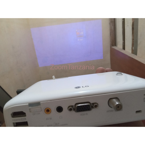 PROJECTOR  USED  LG PH550 - 1/4