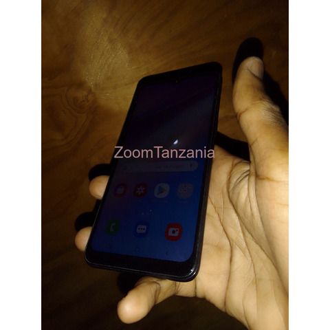 Samsung A10s 32gb 2gb ram - 3/4