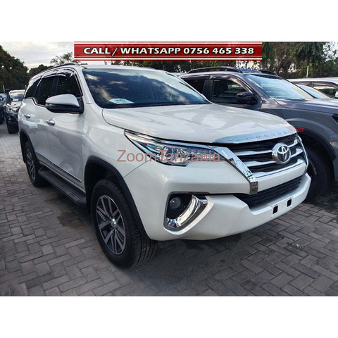 Toyota Fortuner Cruised Grade 2018 Model, Diesel Engine, 07 Seater, 4x4 - 1/4