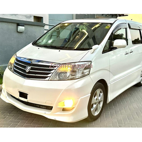 Toyota ALPHARD NZURI Sana - 2/4