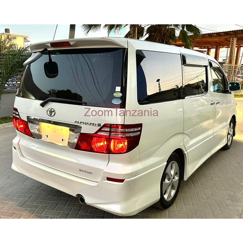 Toyota ALPHARD NZURI Sana - 3/4