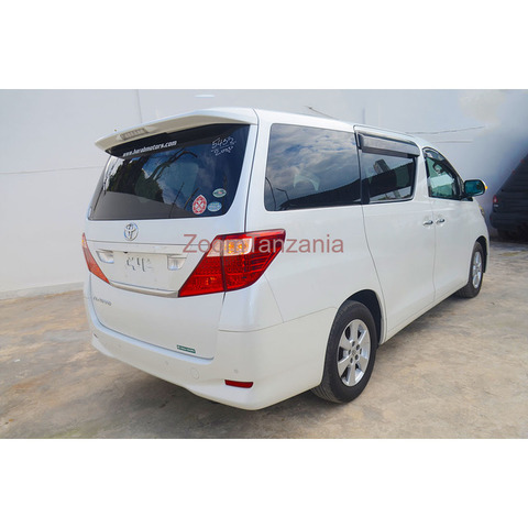 Toyota Alphard 2008 - 2/4