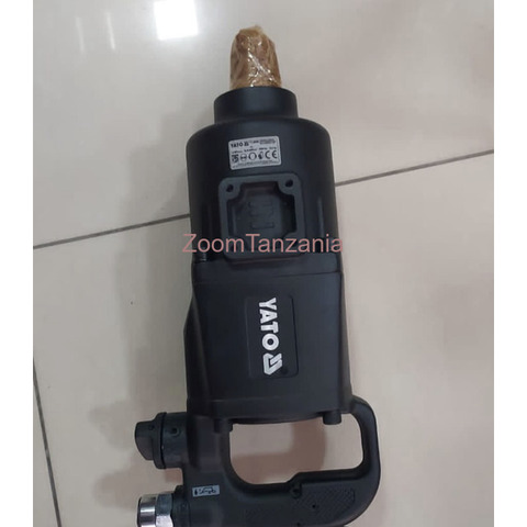 Yato Impact Wrench Short Hand 1" drive 2600NM