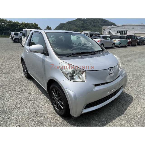 TOYOTA IQ - 4/4