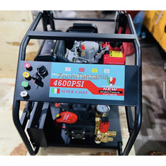 Super Eagle Professional Diesel Pressure Washer  4600 Psi Push to Start - 1