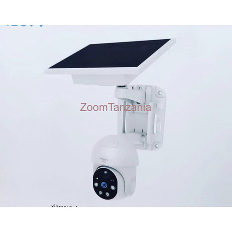 Solar Powered Outdoor PTZ 4G Camera