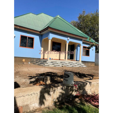 3BEDROOM HOUSE FOR RENT IN OLASIT-ARUSHA - 1/4